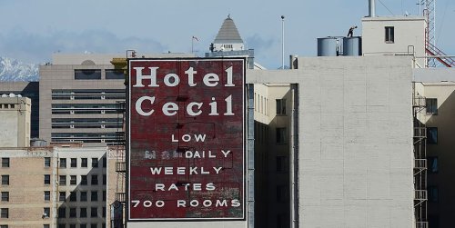 La celebre storia del Cecil Hotel, da hotel alla moda a teatro di cronaca nera
