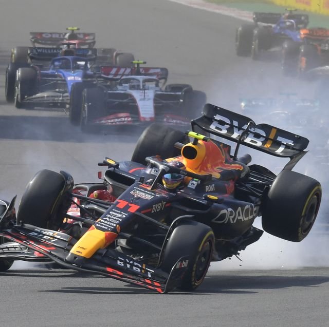 Sergio Perez Dramatically Crashes on Start of Home Mexican GP