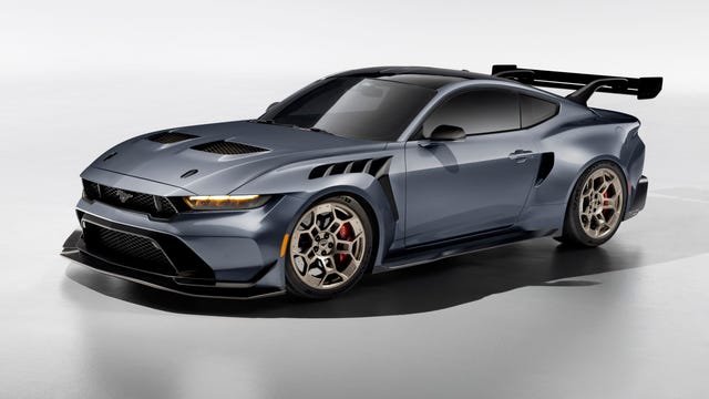 The 2025 Ford Mustang GTD Is an 800-HP $300,000 Supercar
