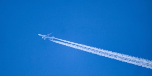 Oh Dear God, Tennessee Just Passed a Bill Banning Chemtrails, Which Are Not Real