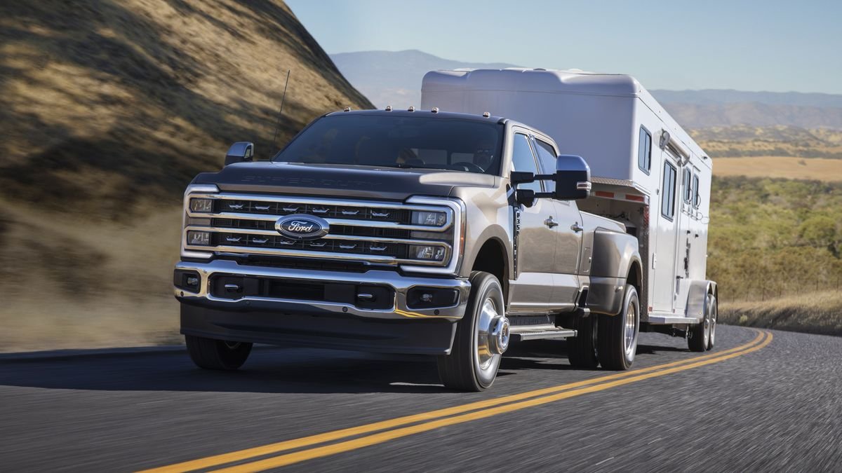 Best Trucks for Towing in 2024 & 2025