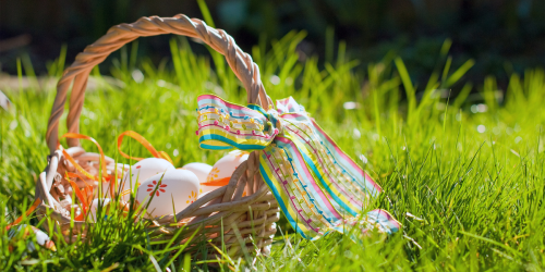 9 creative Easter egg hunt ideas from party-planning pros