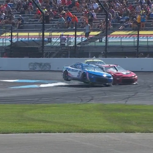 Here's What Happens When NASCAR Brakes Fail at 120 MPH