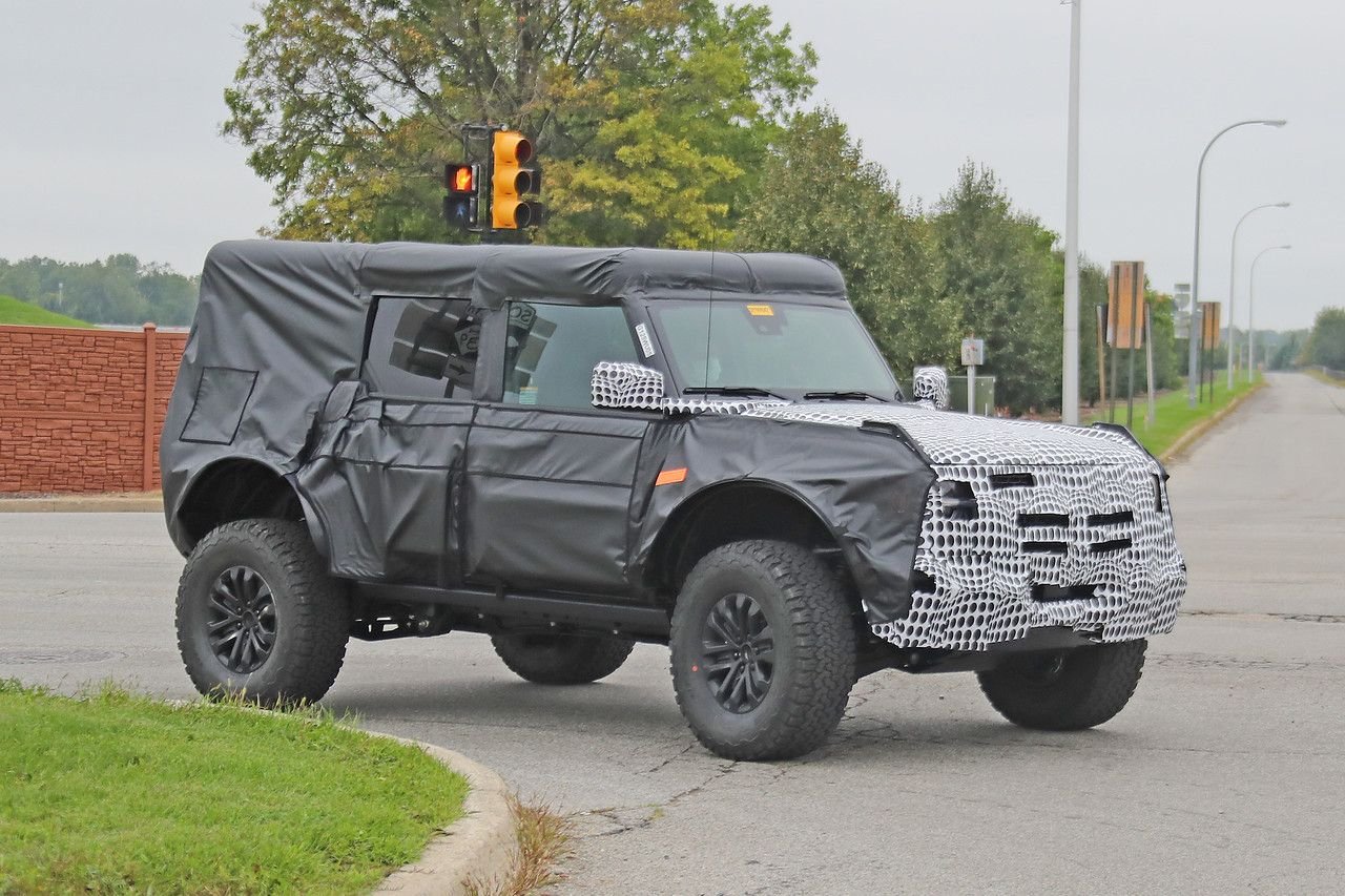 2023 Ford Bronco Raptor: Everything We Know So Far