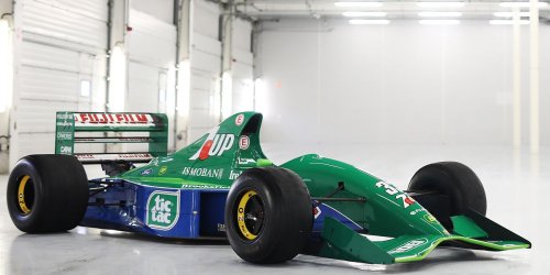 El primer F1 de Michael Schumacher puede ser tuyo (si puedes pagarlo, claro)