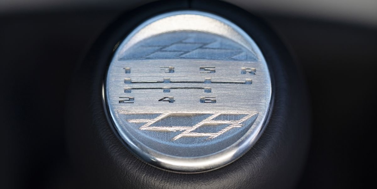 Cadillac Shows 2022 CT5-V, CT4-V Blackwing's Manual Shift Knob