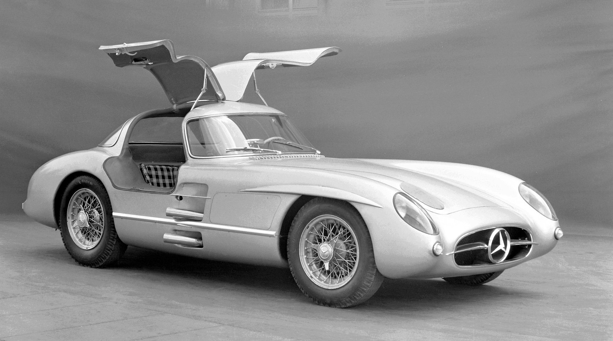 1001archives-what-s-the-most-expensive-car-in-the-world