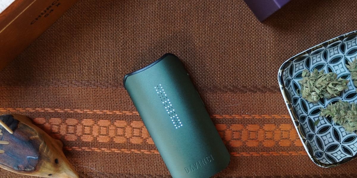 DaVinci IQC Review: A Weed Vape Built to Share