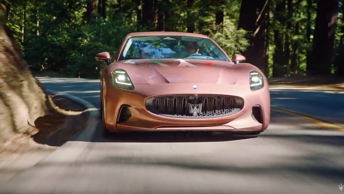 Here's Your First Look at the 1200-HP All-Electric Maserati GranTurismo Folgore