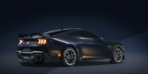 Here's what the new Ford Mustang Dark Horse actually sounds like