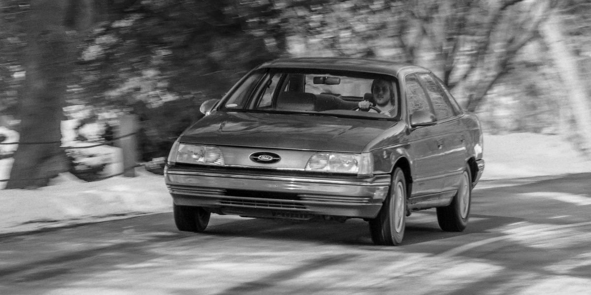 Tested: 1986 Ford Taurus LX Shapes the Future of the Family Sedan
