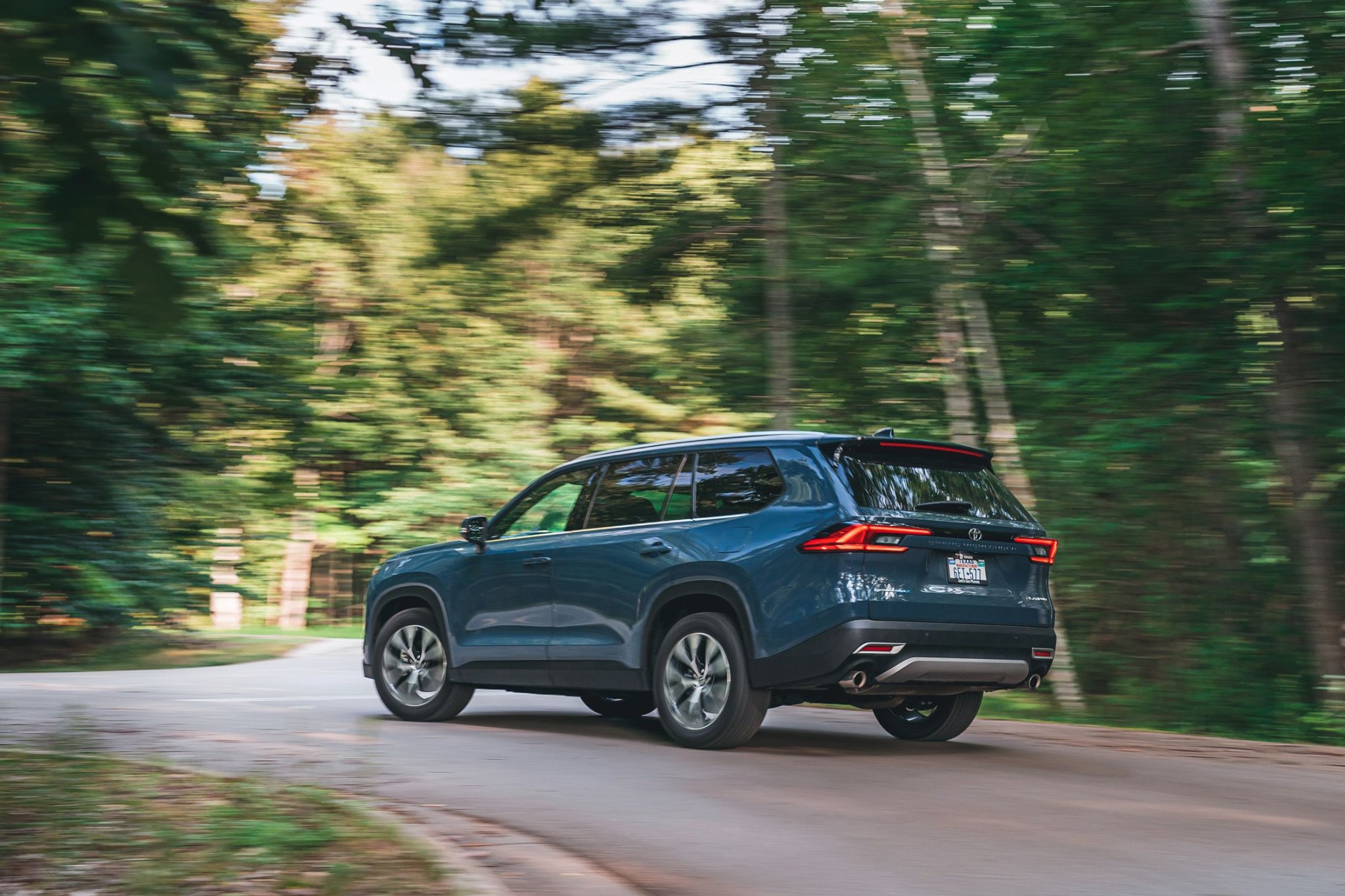 We've Ranked the Best Hybrid 7-Seater SUVs from Best to Worst