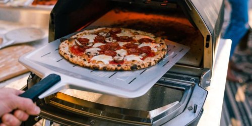 The Ooni Karu 16 Pizza Oven Is a Winner