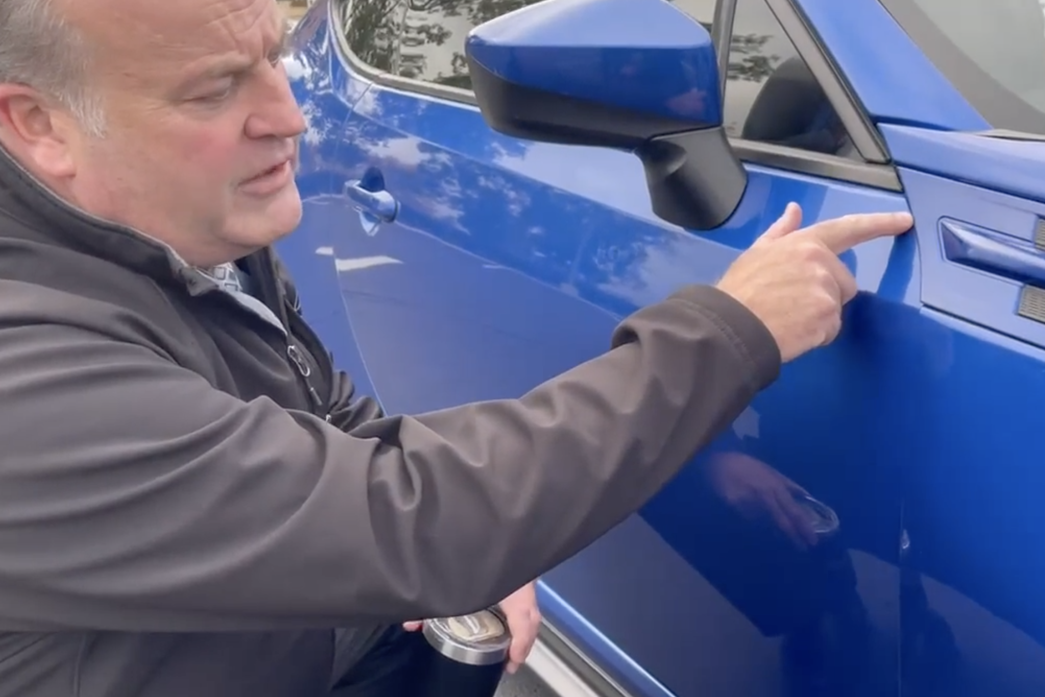 Lifetime Car Salesman Has Easy Tip For Telling If a Car Has Been in a Wreck
