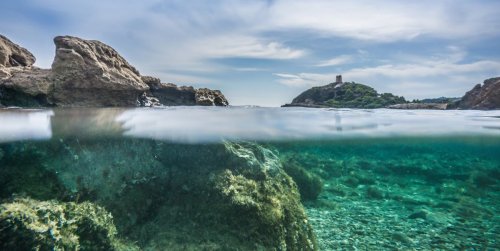 Scientists Found Evidence of Our Ancient Human Ancestors Underwater, Suggesting a Sunken World