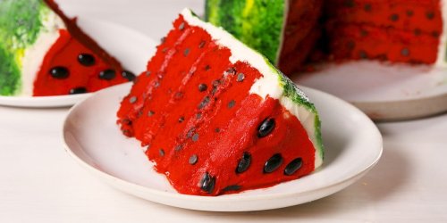 We Can't Get Over This INSANELY CUTE Watermelon Cake
