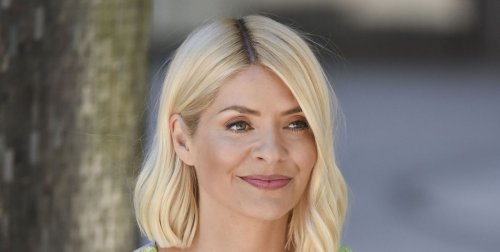 Holly Willoughby wears a striking Albaray mini dress on This Morning