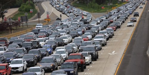 Record-breaking Memorial Day Weekend travel expected despite economic concerns 