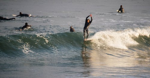 A Visitor's Guide to Longboarding Pleasure Point
