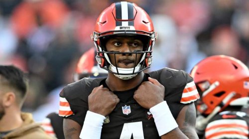 Browns Predicted to Challenge Deshaun Watson With Old Starting QB in ‘Bold Move’