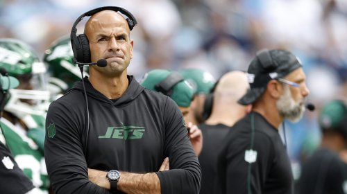 Robert Saleh Wearing Lebanese Flag On Sweatshirt In London Game Played ...