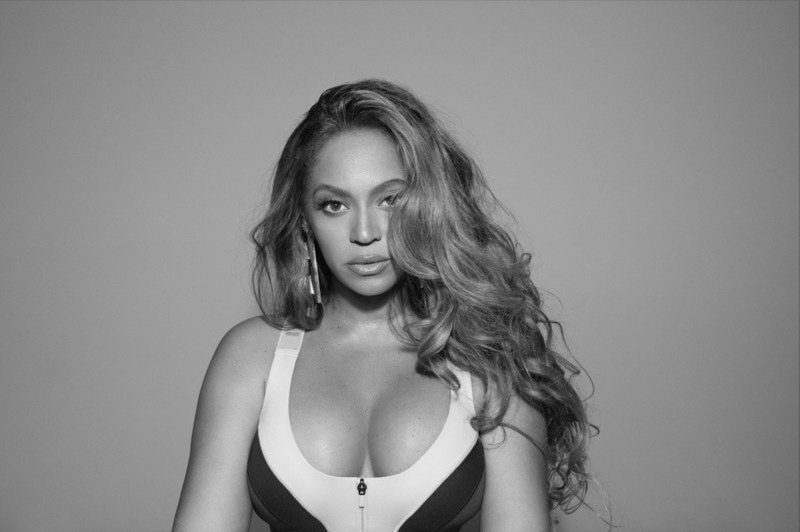 Beyoncé Breaks The Internet… Again!