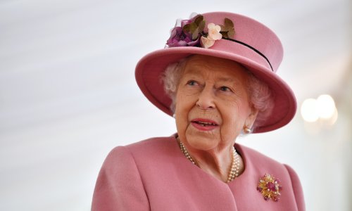 The Queen's touching family tribute at Chelsea Flower Show went largely unseen