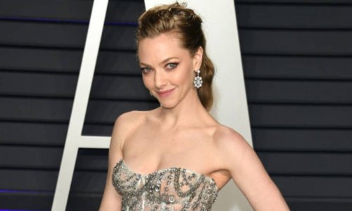 Amanda Seyfried looks very different in childhood close-up you need to see