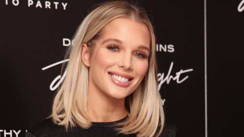 Helen Flanagan Looks Unbelievable As She Poses In Bikini Top And Denim ...