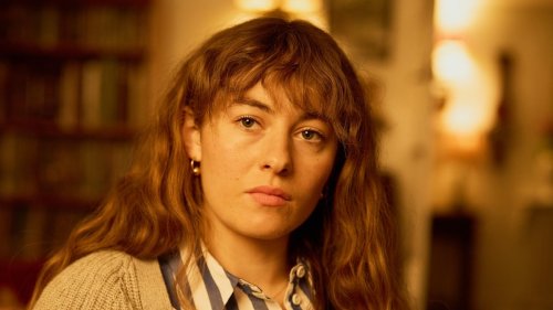 TV fans 'hooked' and spending 'all day' binge-watching 'exceptional' new 6-part drama