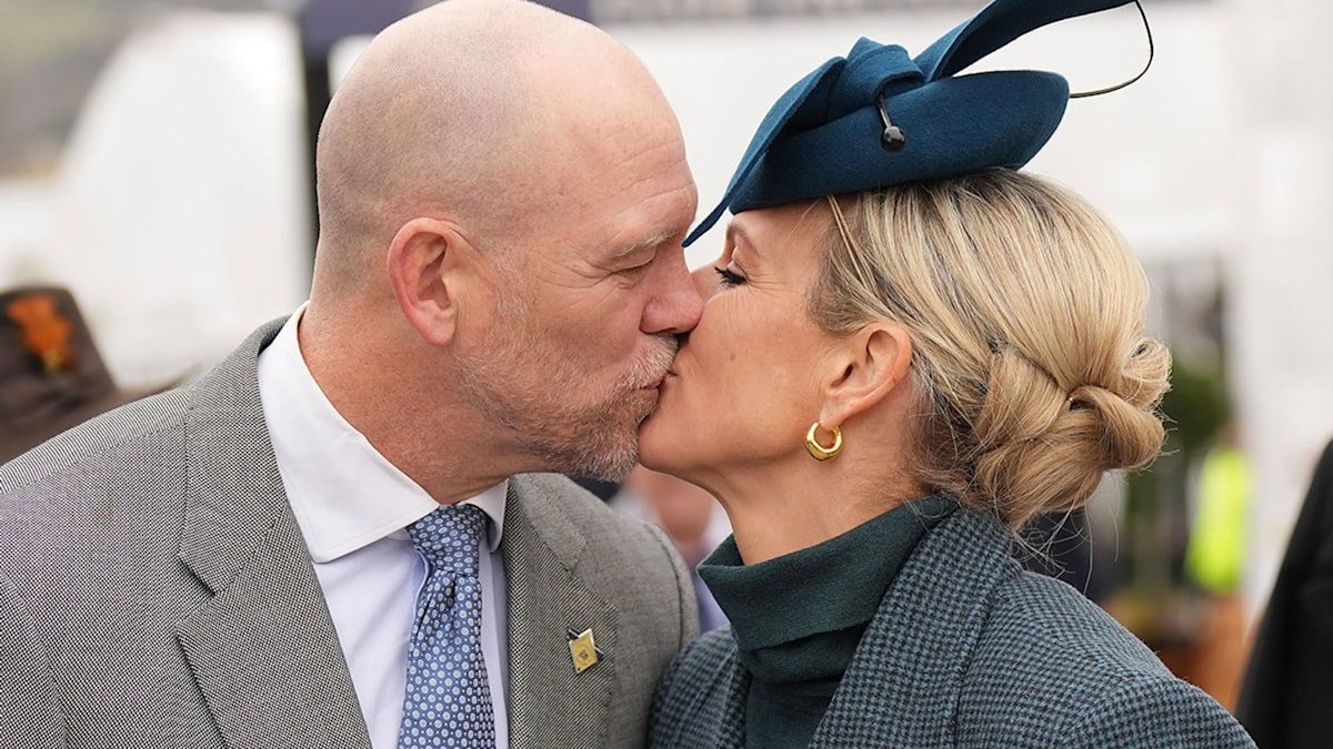 Zara Tindall's loved-up display with husband Mike as they share kiss at Cheltenham Festival