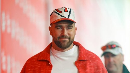 Travis Kelce resurfaces in Las Vegas with unexpected star amid break with Taylor Swift