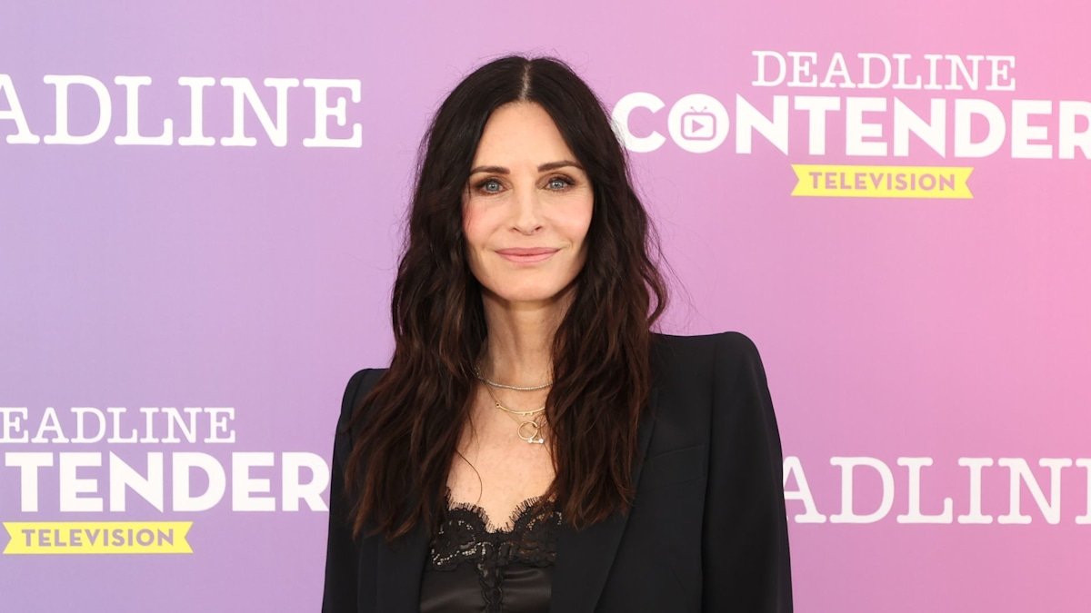 Courteney Cox steals the show at friend's lavish wedding in Australia