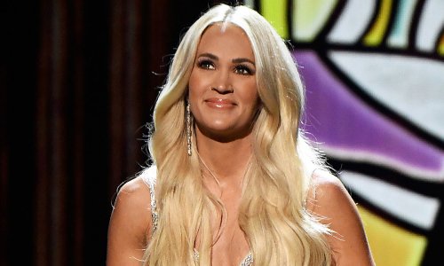 Carrie Underwood wows in ripped shorts for long-awaited announcement ...