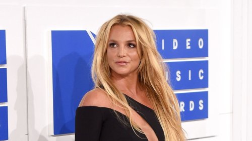 Britney Spears slapped in the face by NBA player Victor Wembanyama's ...