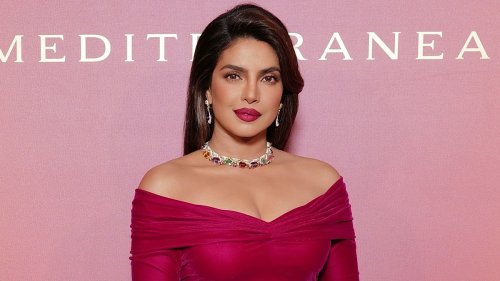 Priyanka Chopra shows off insane abs in crop top and skirt with high slit
