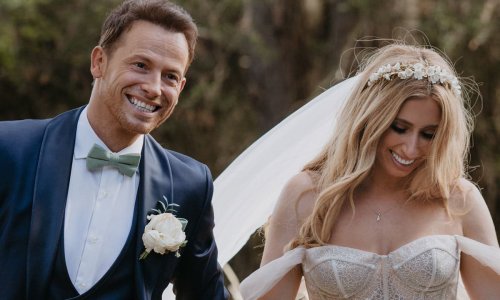 Stacey Solomon's bridesmaid Mrs Hinch is a vision in intimate wedding photos