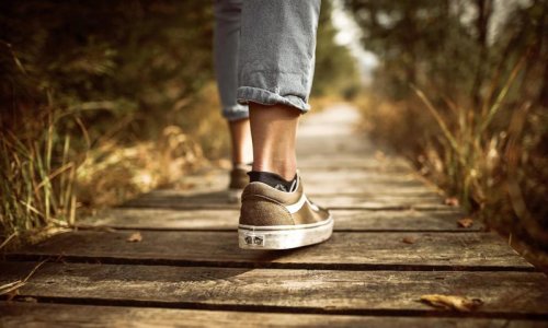 ‘Silent Walking’ Can Change Your Life One Step At A Time