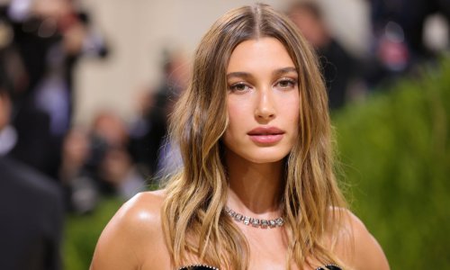 Hailey Bieber has been named most popular Beauty Icon of 2022
