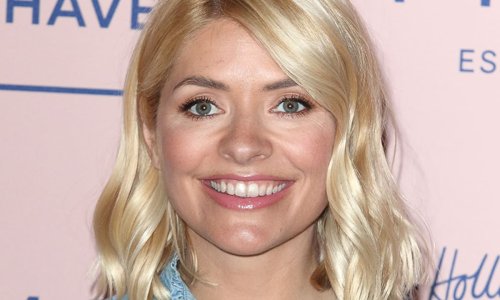 Holly Willoughby’s high-street midi dress is so chic and it’s selling out fast