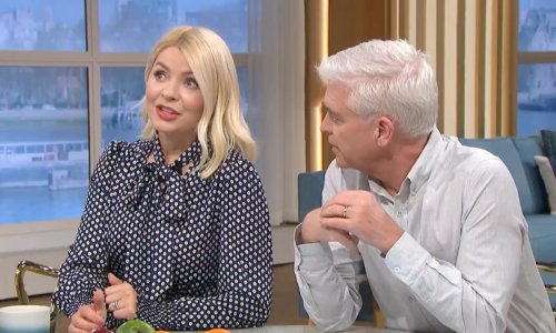 This Morning viewers issue same complaint about Holly Willoughby's outfit