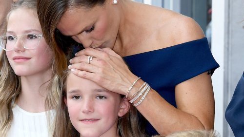 Jennifer Garner's child Fin unveils new look one year after name change