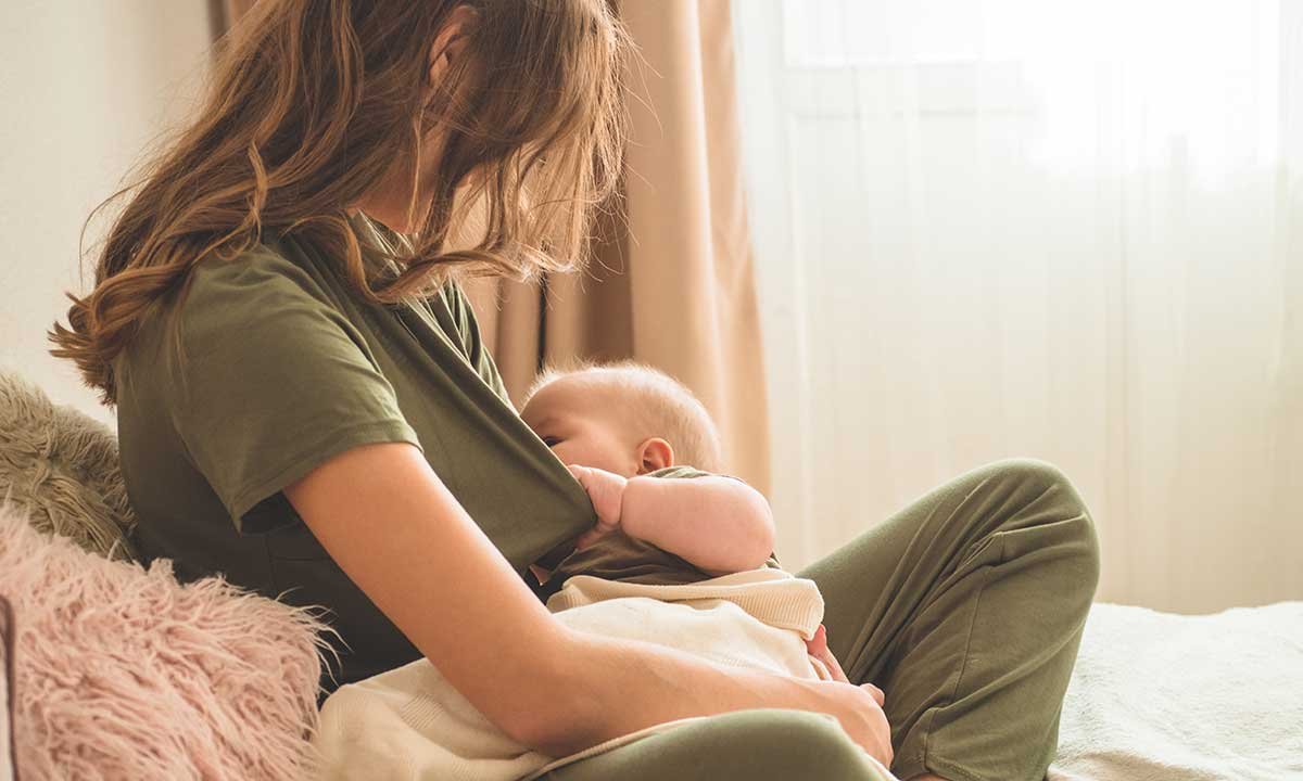 4 foods to avoid or limit when breastfeeding