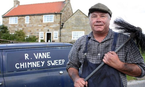 Where is Heartbeat star David Lonsdale now?
