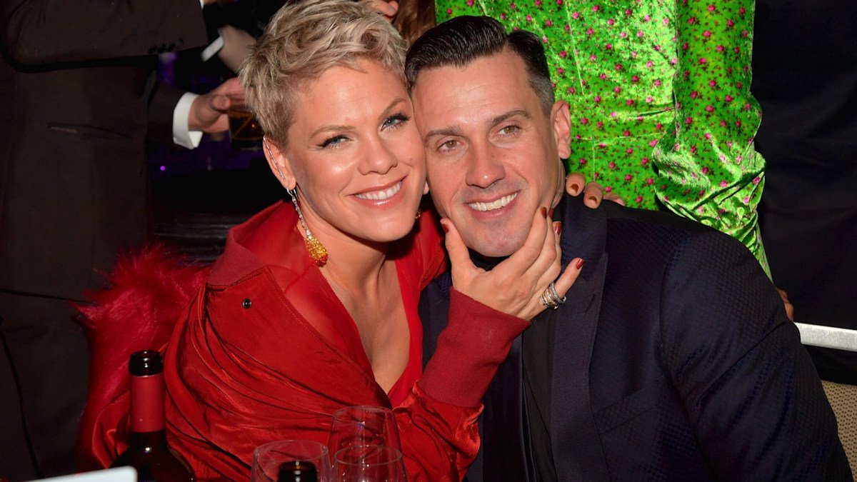 Pink's Furious Three-word Response To Husband Carey Hart's News | Flipboard