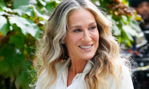 Exclusive: Sarah Jessica Parker delights Irish restaurant staff with offer to help in the kitchen