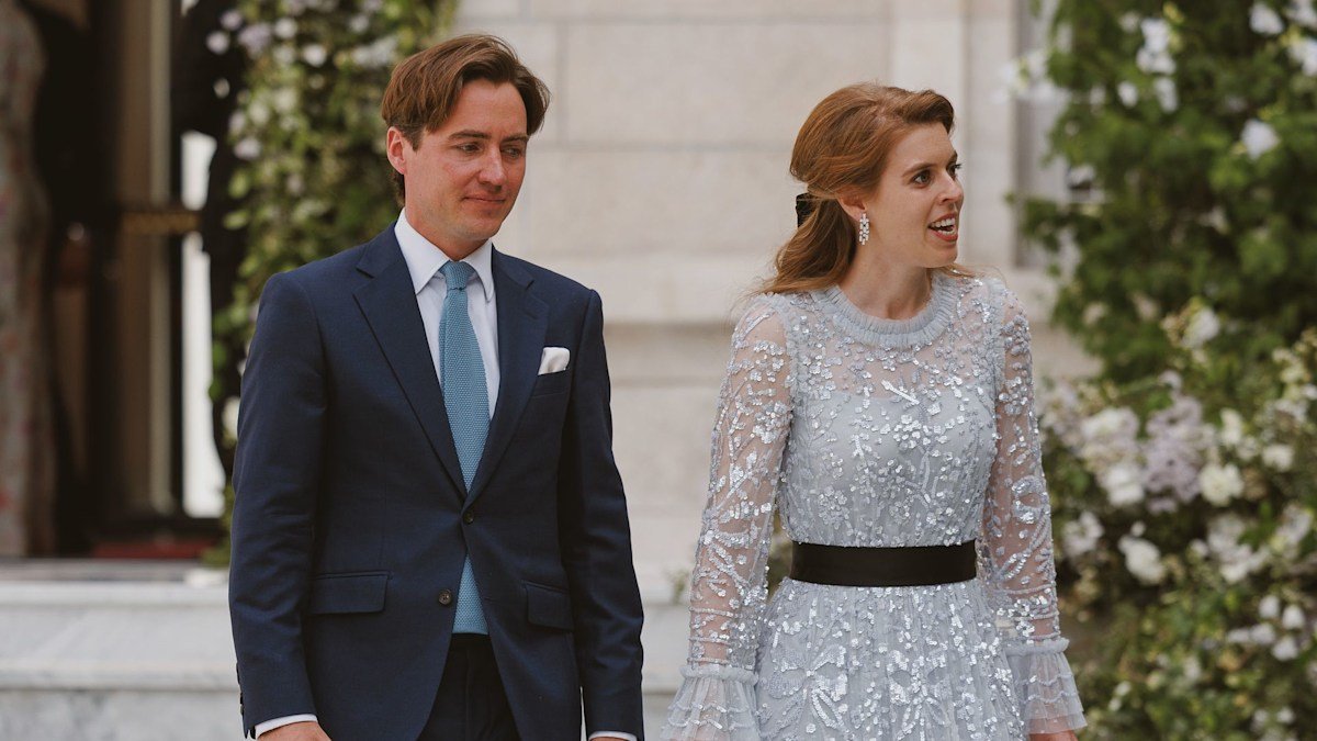 Princess Beatrice dazzles in Cinderella gown for surprise royal wedding appearance
