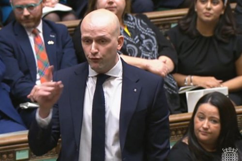 Flynn attacks Labour and Tories in PMQs debut as SNP Commons leader