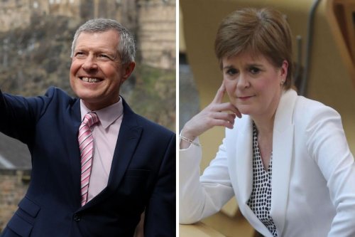 Rennie doubles down in Sturgeon data row as he accused FM of 'selective quoting'
