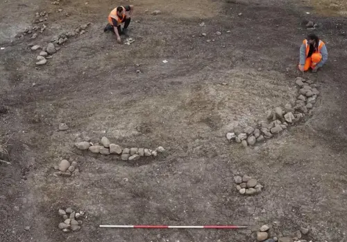 Decapitated skeletons found in Roman cemetery